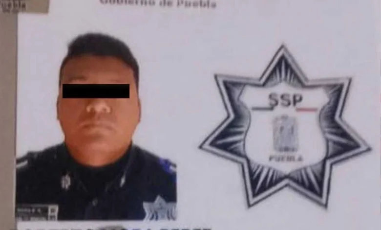 El ex agente identificado como Roberto 'N', fue puesto en libertad ya que solo es investigado por usurpación de funciones; Eduardo Rivera, brinda apoyo al menor afectado y su familia.